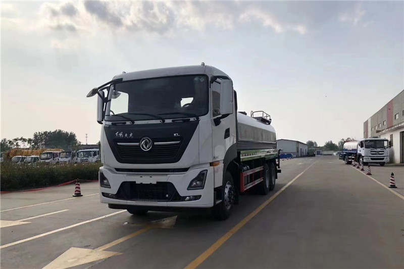 東風(fēng)天龍后八輪20噸噴霧車，國六綠化噴灑車